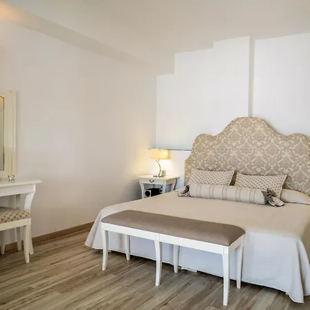 Delfini Appart hôtel