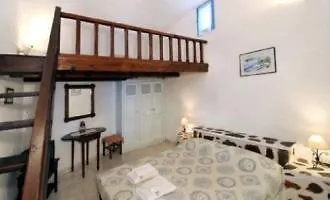 Aparthotel Delfini 4*