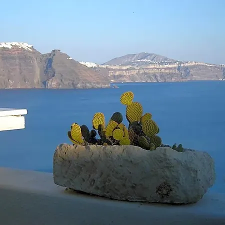 Delfini Aparthotel Oia (Santorini)