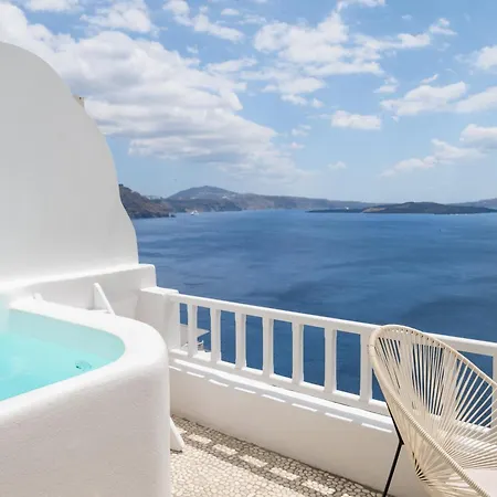 Aparthotel Delfini 4*