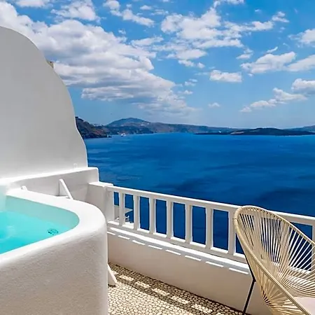 Delfini 4* Oia (Santorini)