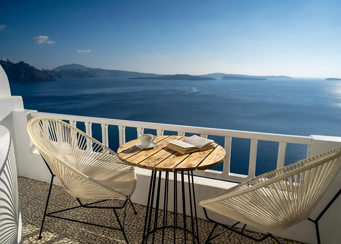 Delfini Oia (Santorini)