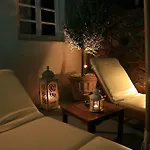 戴费尼别墅酒店 4*