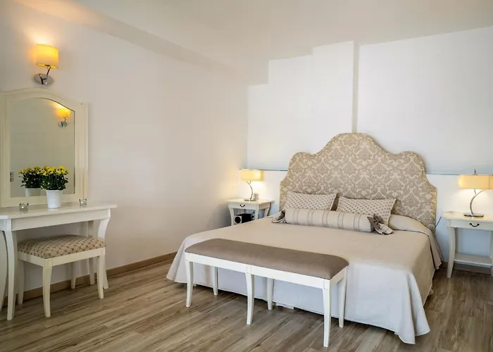 Delfini Apartmanhotel