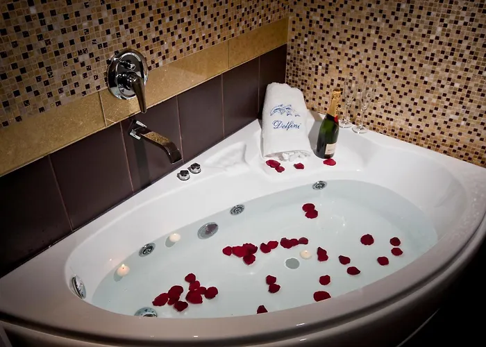 Apartmanhotel Delfini 4*